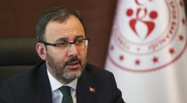 Bakan Kasapoğlu: UEFA'dan beklentim gerekli yaptırımı sağlamaları