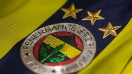 Fenerbahçe'de Ozan Tufan ve bir personel COVID-19'a yakalandı