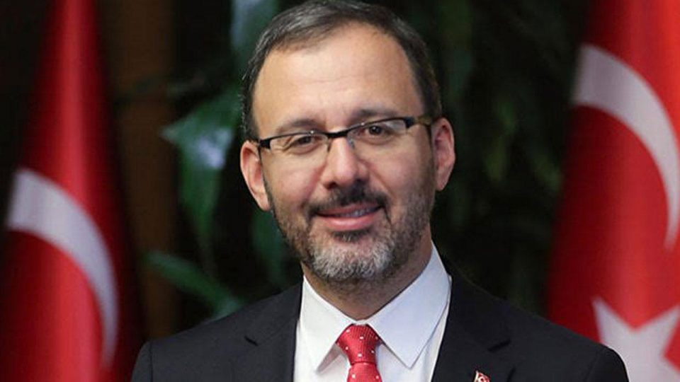 Bakan Kasapoğlu’ndan dünya şampiyonu voleybolculara tebrik