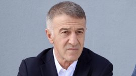 Ahmet Ağaoğlu: Son maç oynanmadan şampiyon belli olmaz