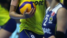 Fenerbahçe Opet'te 2 sporcu pozitif çıktı