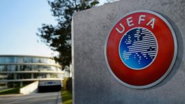 UEFA'dan Türk bayrağının yakılması ile ilgili Royal Antwerp'e 10 bin euro ceza