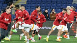 Okan Buruk'tan tek değişiklik